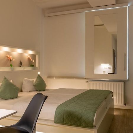 Hotel Bedpark Stellingen Hamburgo Exterior foto