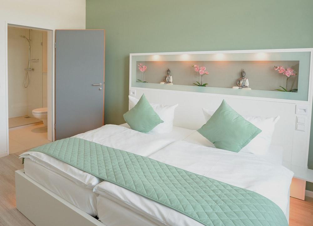 Hotel Bedpark Stellingen Hamburgo Exterior foto