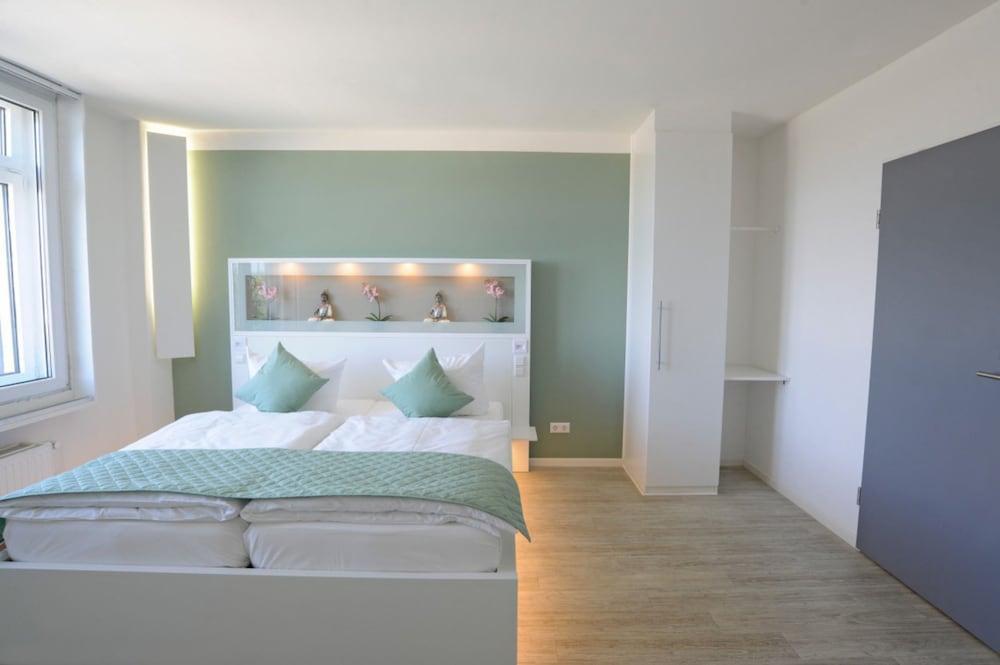 Hotel Bedpark Stellingen Hamburgo Exterior foto