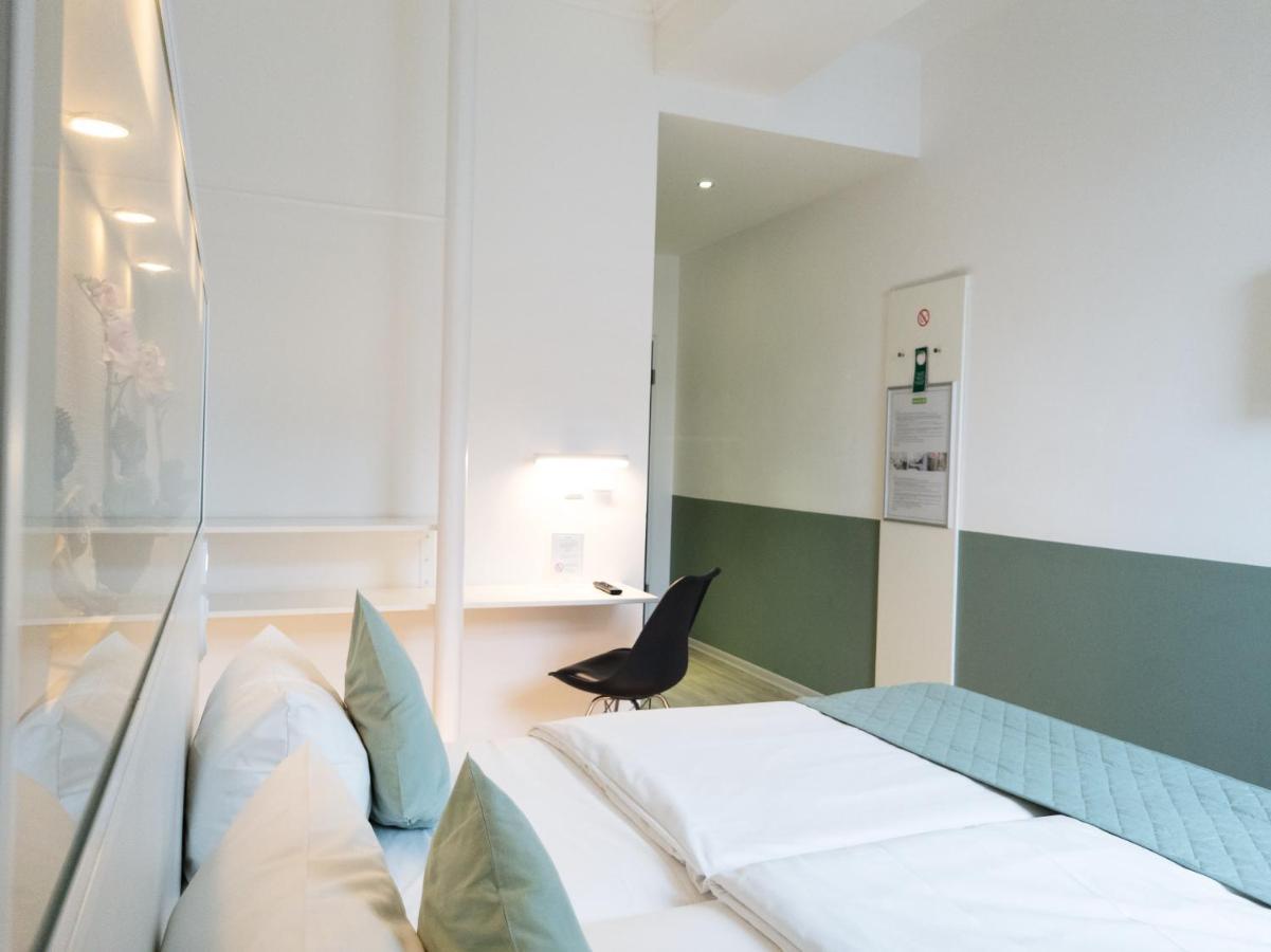 Hotel Bedpark Stellingen Hamburgo Exterior foto