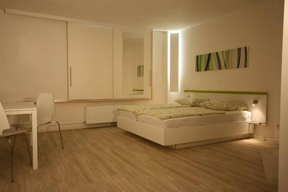 Hotel Bedpark Stellingen Hamburgo Exterior foto
