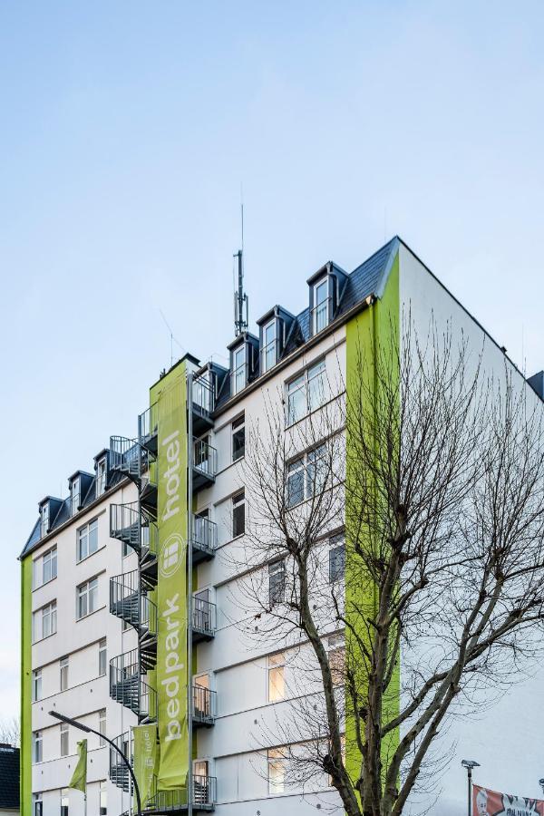 Hotel Bedpark Stellingen Hamburgo Exterior foto